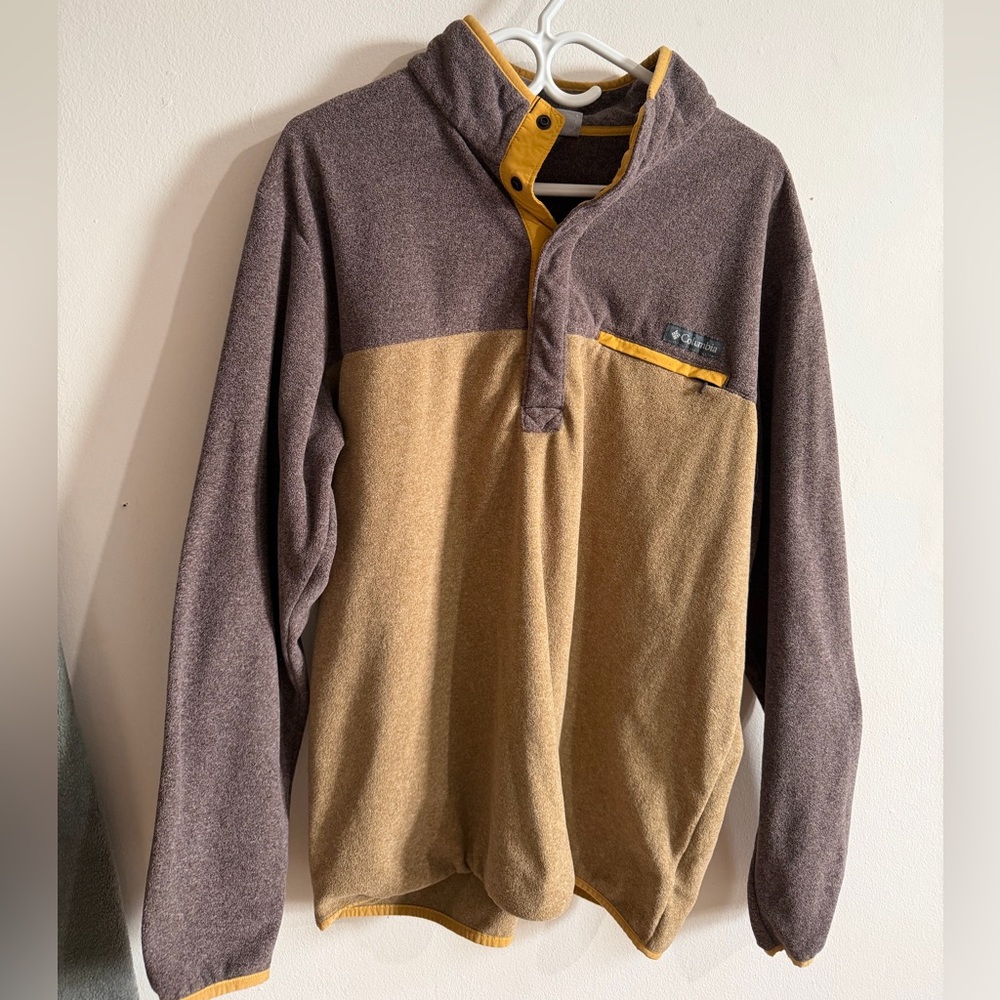 Columbia Brown and Tan Pullover with Yellow Highlights